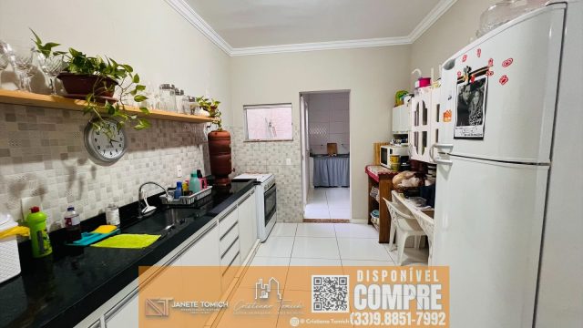 EXCELENTE CASA PROX.CENTRO – O3 QTOS – GARAGEM – QUINTAL R$ 370.000,00