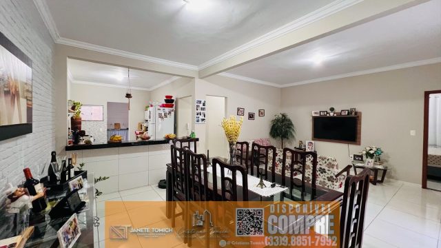 EXCELENTE CASA PROX.CENTRO – O3 QTOS – GARAGEM – QUINTAL R$ 370.000,00