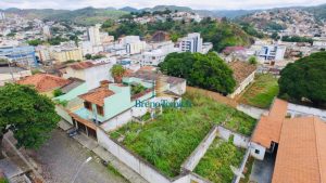 Terreno à venda, 504 m² por R$ 600.000 Centro Teófilo Otoni/MG