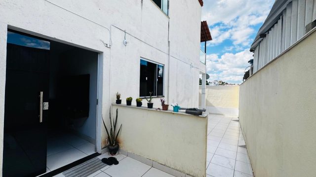 02 CASAS BAIRRO SÃO FRANCISCO – R$570.000,00 – NEGOCIÁVEL