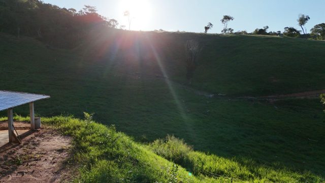 SÍTIO LUXO – 6,5 ALQUEIRES – 20 KM DE TEÓFILO OTONI – R$ 1.200.000,00