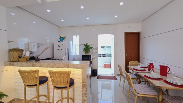 LINDA CASA DUPLEX EM CONDOMÍNIO – PORTO SEGURO BA – R$ 750.000,00