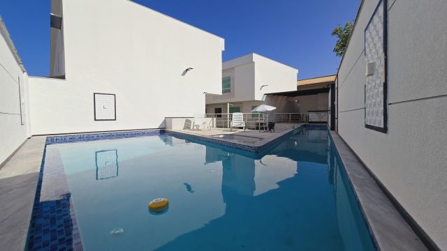 LINDA CASA DUPLEX EM CONDOMÍNIO – PORTO SEGURO BA – R$ 750.000,00