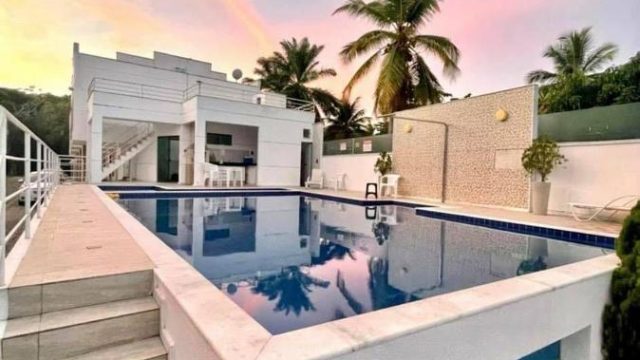 EXCELENTE CASA DUPLEX EM CONDOMÍNIO- TAPERAPUÃ – PORTO SEGURO BA R$ 750.000,00