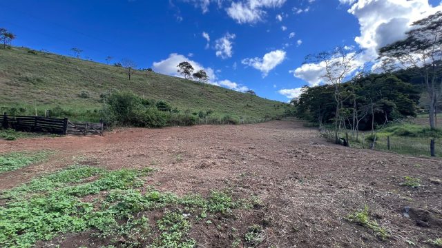 VENDO SÍTIO – 09 ALQUEIRES – PROX.A ITAMBACURI – R$1.200.000,00