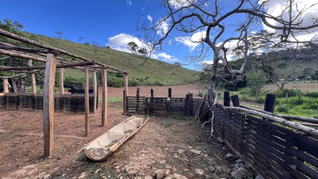 VENDO SÍTIO – 09 ALQUEIRES – PROX.A ITAMBACURI – R$1.200.000,00