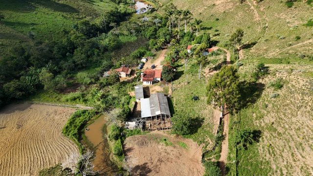 VENDO SÍTIO – 09 ALQUEIRES – PROX.A ITAMBACURI – R$1.200.000,00