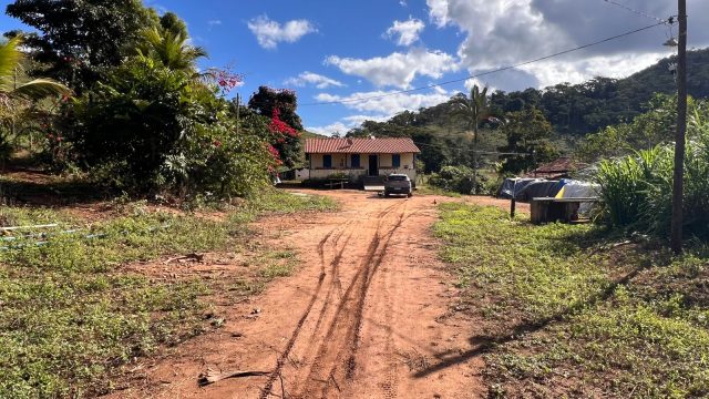 VENDO SÍTIO – 09 ALQUEIRES – PROX.A ITAMBACURI – R$1.200.000,00