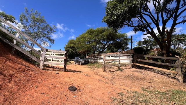 FAZENDA 18 ALQUEIRES – 25 KM DE ITAMBACURI – R$ 1.980.000,00