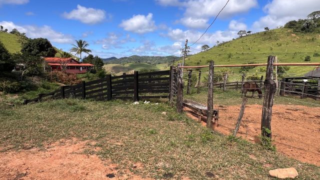 FAZENDA 18 ALQUEIRES – 25 KM DE ITAMBACURI – R$ 1.980.000,00