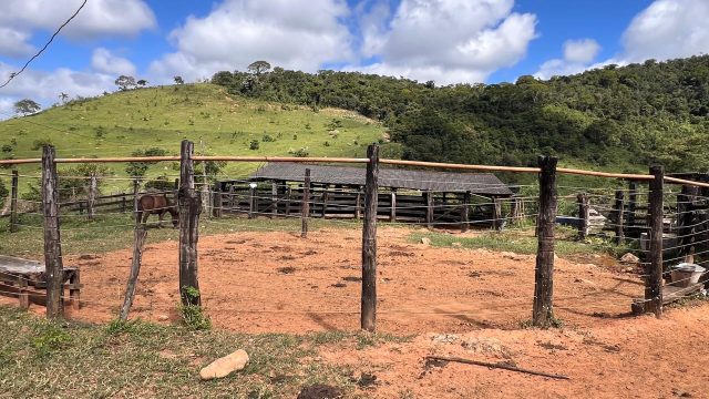 FAZENDA 18 ALQUEIRES – 25 KM DE ITAMBACURI – R$ 1.980.000,00