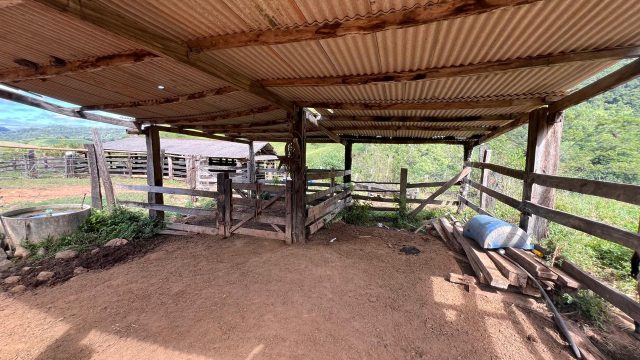 FAZENDA 18 ALQUEIRES – 25 KM DE ITAMBACURI – R$ 1.980.000,00