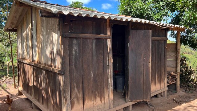 FAZENDA 18 ALQUEIRES – 25 KM DE ITAMBACURI – R$ 1.980.000,00