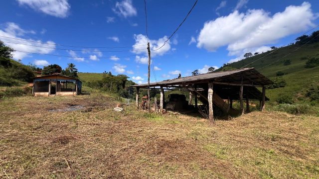 FAZENDA 18 ALQUEIRES – 25 KM DE ITAMBACURI – R$ 1.980.000,00