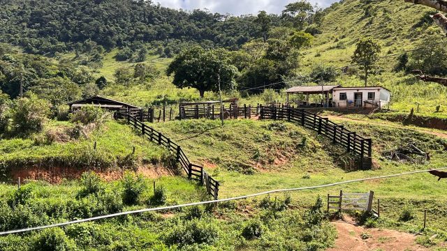 FAZENDA 18 ALQUEIRES – 25 KM DE ITAMBACURI – R$ 1.980.000,00