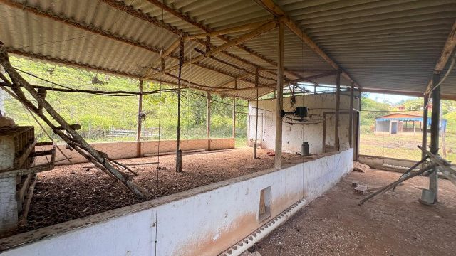 FAZENDA 18 ALQUEIRES – 25 KM DE ITAMBACURI – R$ 1.980.000,00