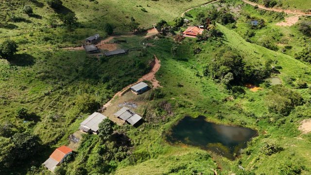 FAZENDA 18 ALQUEIRES – 25 KM DE ITAMBACURI – R$ 1.980.000,00
