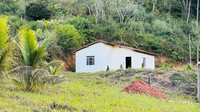 CHÁCARA 2.400 MTS² – 17 KM TEÓFILO OTONI – R$ 170.000,00