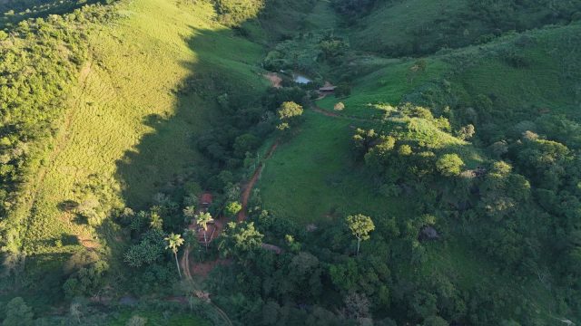 SÍTIO 16 ALQUEIRES – 77,44 HA –  ITAMBACURI MG – R$ 2.280.000,00