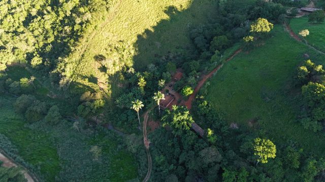 SÍTIO 16 ALQUEIRES – 77,44 HA –  ITAMBACURI MG – R$ 2.280.000,00