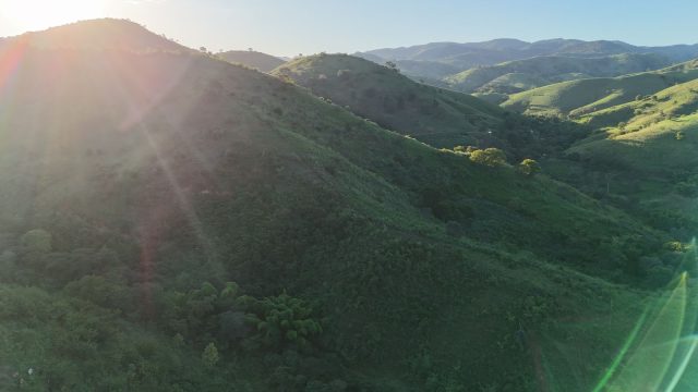 SÍTIO 16 ALQUEIRES – 77,44 HA –  ITAMBACURI MG – R$ 2.280.000,00