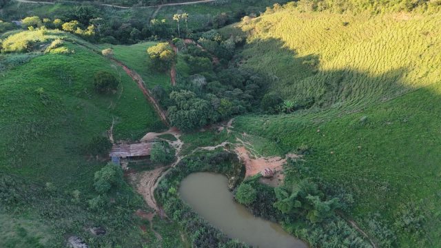 SÍTIO 16 ALQUEIRES – 77,44 HA –  ITAMBACURI MG – R$ 2.280.000,00