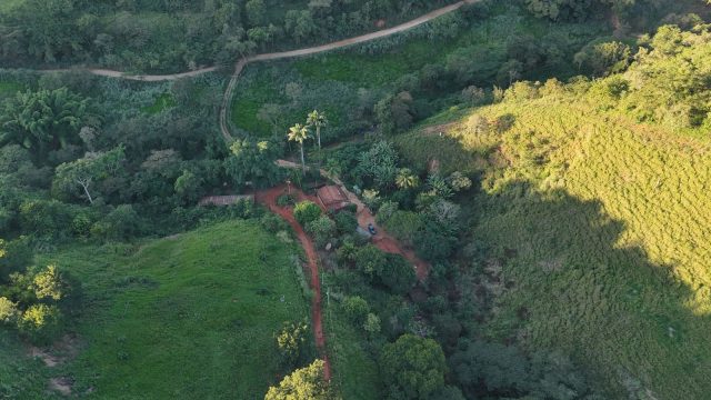SÍTIO 16 ALQUEIRES – 77,44 HA –  ITAMBACURI MG – R$ 2.280.000,00