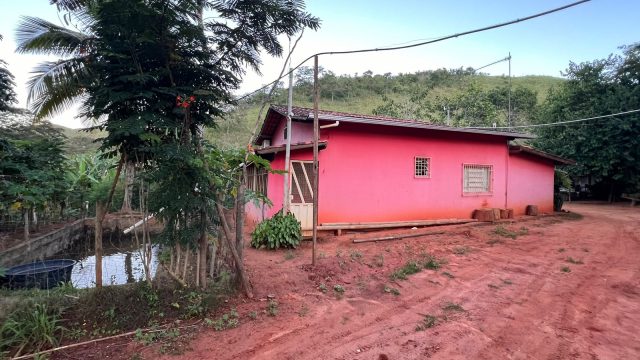 SÍTIO 16 ALQUEIRES – 77,44 HA –  ITAMBACURI MG – R$ 2.280.000,00