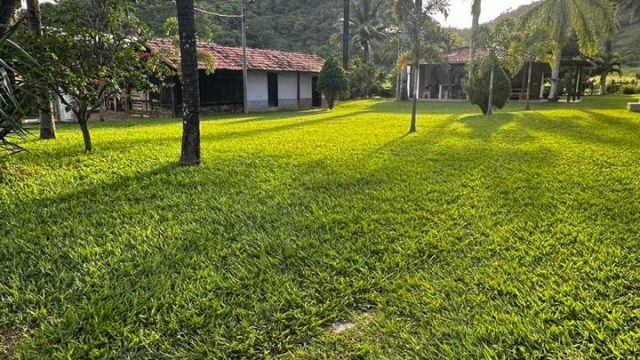 LINDA FAZENDA DE 212 HA –  BR 217 – 12 KM ÁGUA BOA – R$ 6.000.000,00