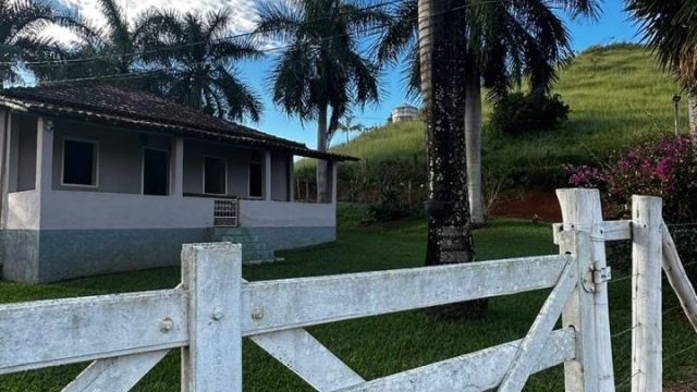 LINDA FAZENDA DE 212 HA –  BR 217 – 12 KM ÁGUA BOA – R$ 6.000.000,00