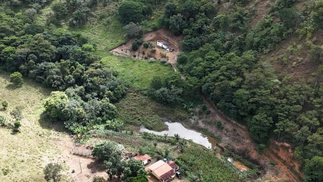 SÍTIO 05 ALQUEIRES – 12 KM DE TEÓFILO OTONI R$ 600.000,00