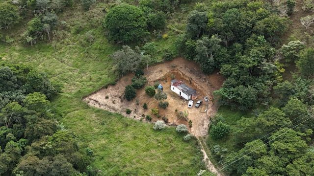 SÍTIO 05 ALQUEIRES – 12 KM DE TEÓFILO OTONI R$ 600.000,00