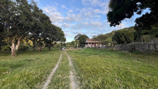 FAZENDA 145 HECTARES-25 KM DE TEÓFILO OTONI – R$ 3.000.000,00