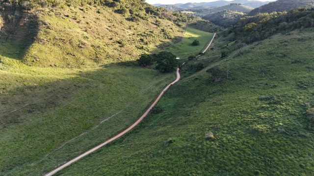 EXCELENTE FAZENDA 145 HECTARES – 25 KM DE TEÓFILO OTONI – R$ 3.000.000,00