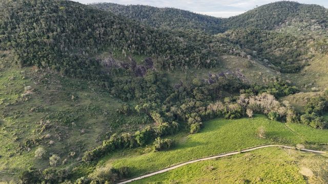 FAZENDA 145 HECTARES-25 KM DE TEÓFILO OTONI – R$ 3.000.000,00