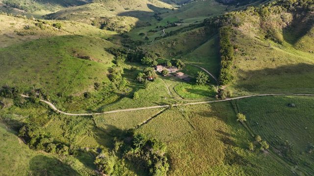 FAZENDA 145 HECTARES-25 KM DE TEÓFILO OTONI – R$ 3.000.000,00