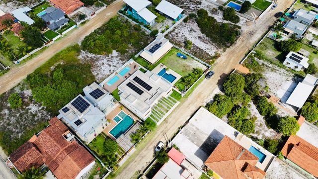 LINDA CASA – 124 MTS² – GUARATIBA -PRADO-BA – 03 QTOS-SUITE-PISCINA – R$ 695.000,00