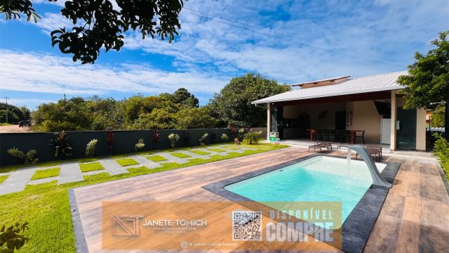 EXCELENTE CASA 03 QTOS-ÁREA GOURMET – PISCINA – GUARATIBA-PRADO-BA – R$ 650.000,00