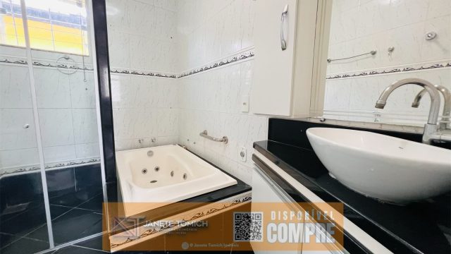EXCELENTE CASA ESQUINA MARAJOARA PARA CLINICA MEDICA OU MORADA – R$ 1.500.000,00