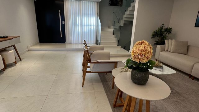 EXCELENTE CASA LUXO BAIRRO IPIRANGA – 04 SUITES – R$ 2.800.000,00