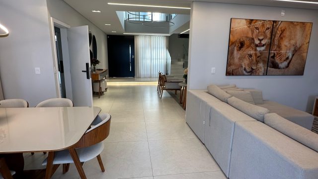 EXCELENTE CASA LUXO BAIRRO IPIRANGA – 04 SUITES – R$ 2.800.000,00