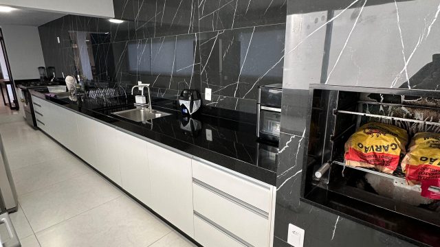 EXCELENTE CASA LUXO BAIRRO IPIRANGA – 04 SUITES – R$ 2.800.000,00