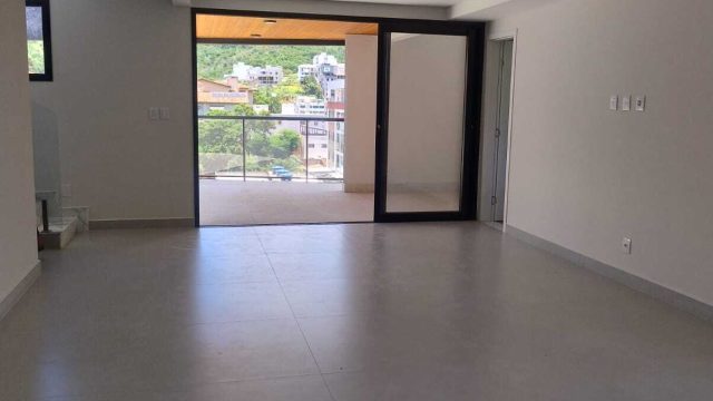 VENDO EXCELENTE COBERTURA DE LUXO ( MARAJOARA)