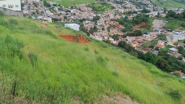 EXCELENTE LOTE EM ÁREA NOBRE BAIRRO FILADÉLFIA