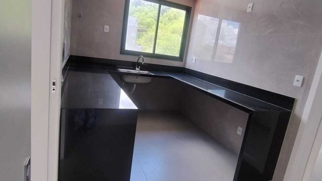 VENDO EXCELENTE COBERTURA DE LUXO ( MARAJOARA)