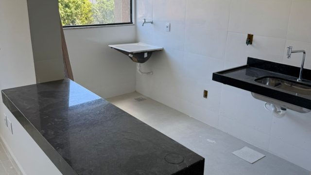 EXCELENTE KITNET nova de Luxo no CENTRO