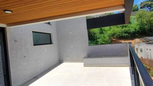 VENDO EXCELENTE COBERTURA DE LUXO ( MARAJOARA)