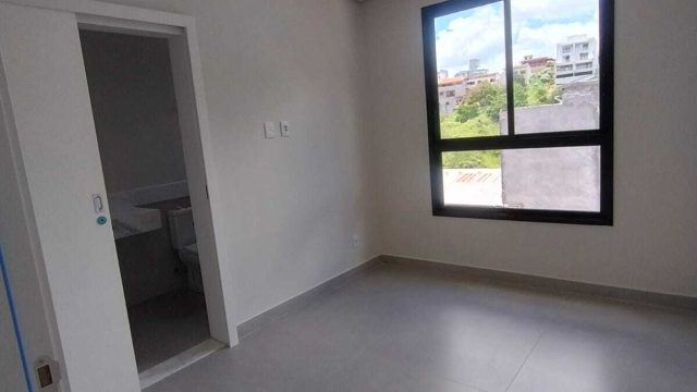 VENDO EXCELENTE COBERTURA DE LUXO ( MARAJOARA)