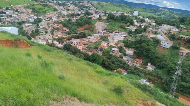 EXCELENTE LOTE EM ÁREA NOBRE BAIRRO FILADÉLFIA