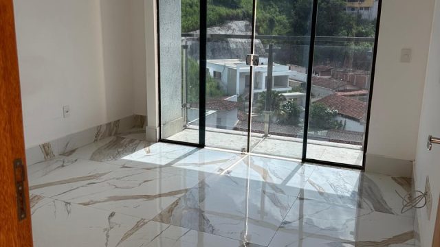 APARTAMENTO NOVO DE LUXO
